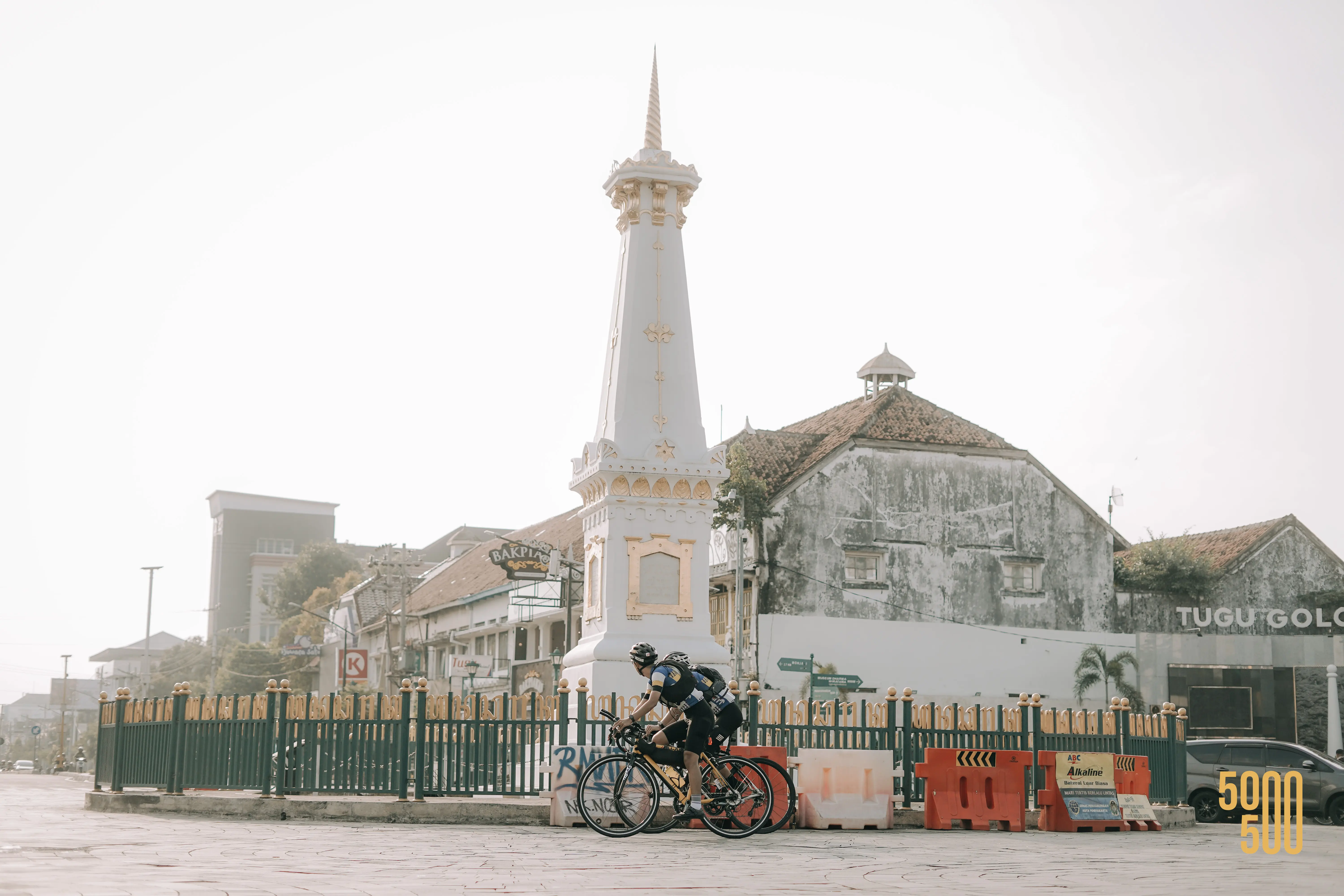 Moshpit.cc written in 500km and 5000EG